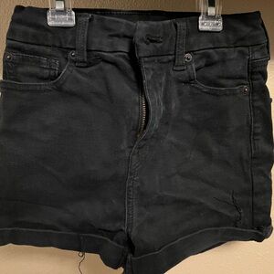 American Eagle black shorts